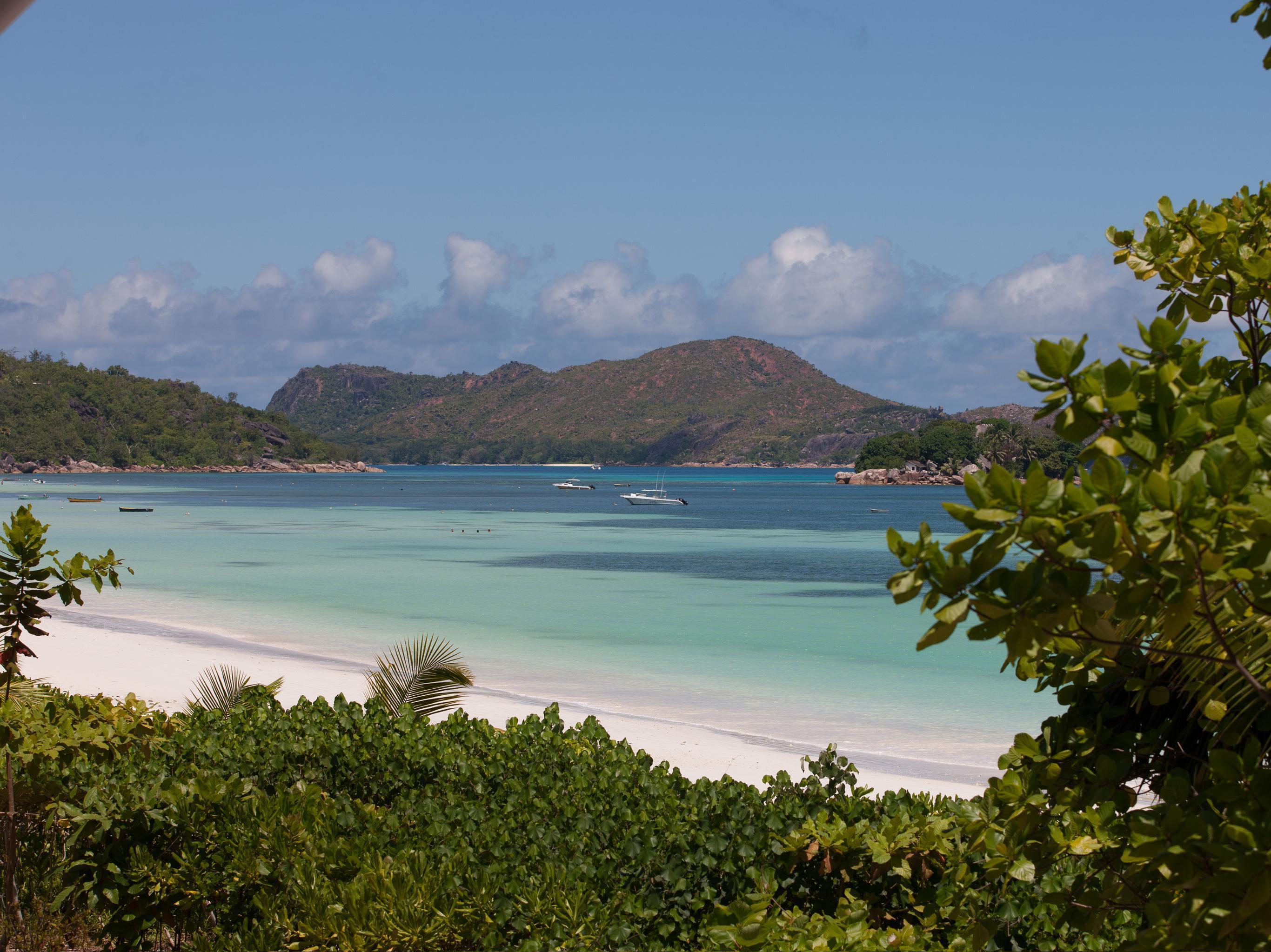 Acajou Beach Resort Anse Volbert Village Esterno foto