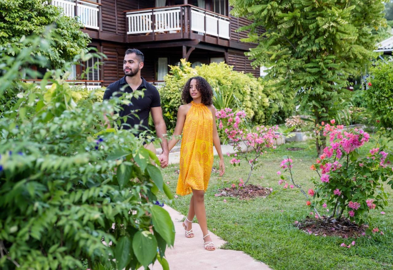 Acajou Beach Resort Anse Volbert Village Esterno foto