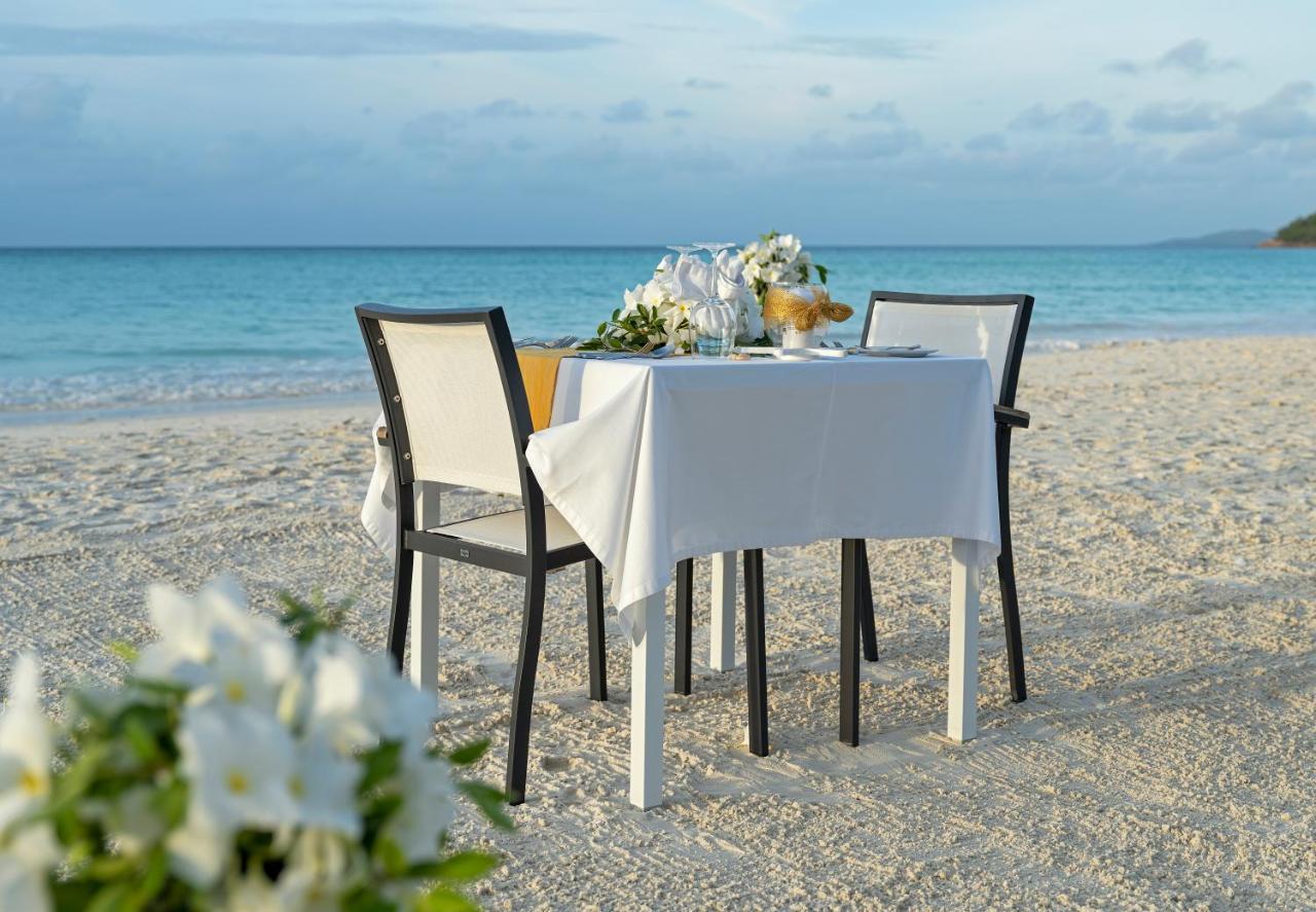 Acajou Beach Resort Anse Volbert Village Esterno foto