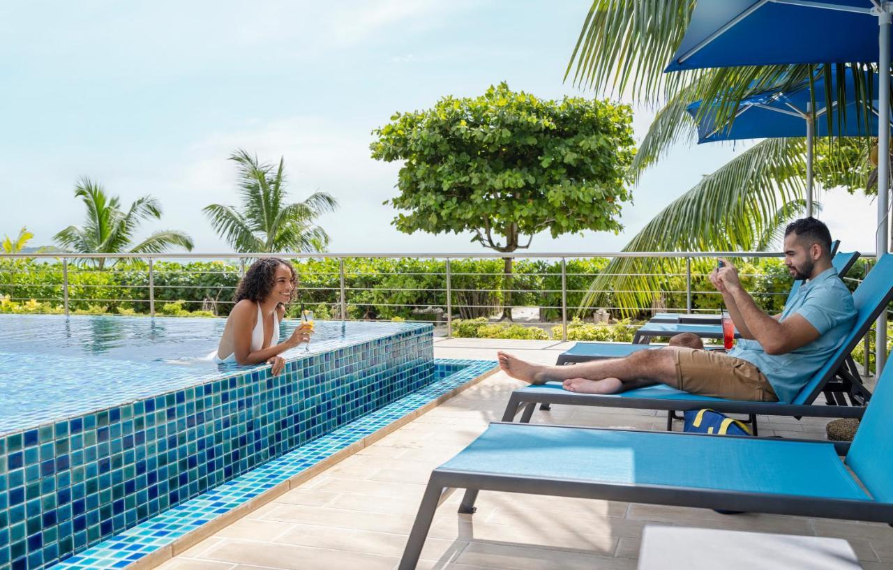 Acajou Beach Resort Anse Volbert Village Esterno foto
