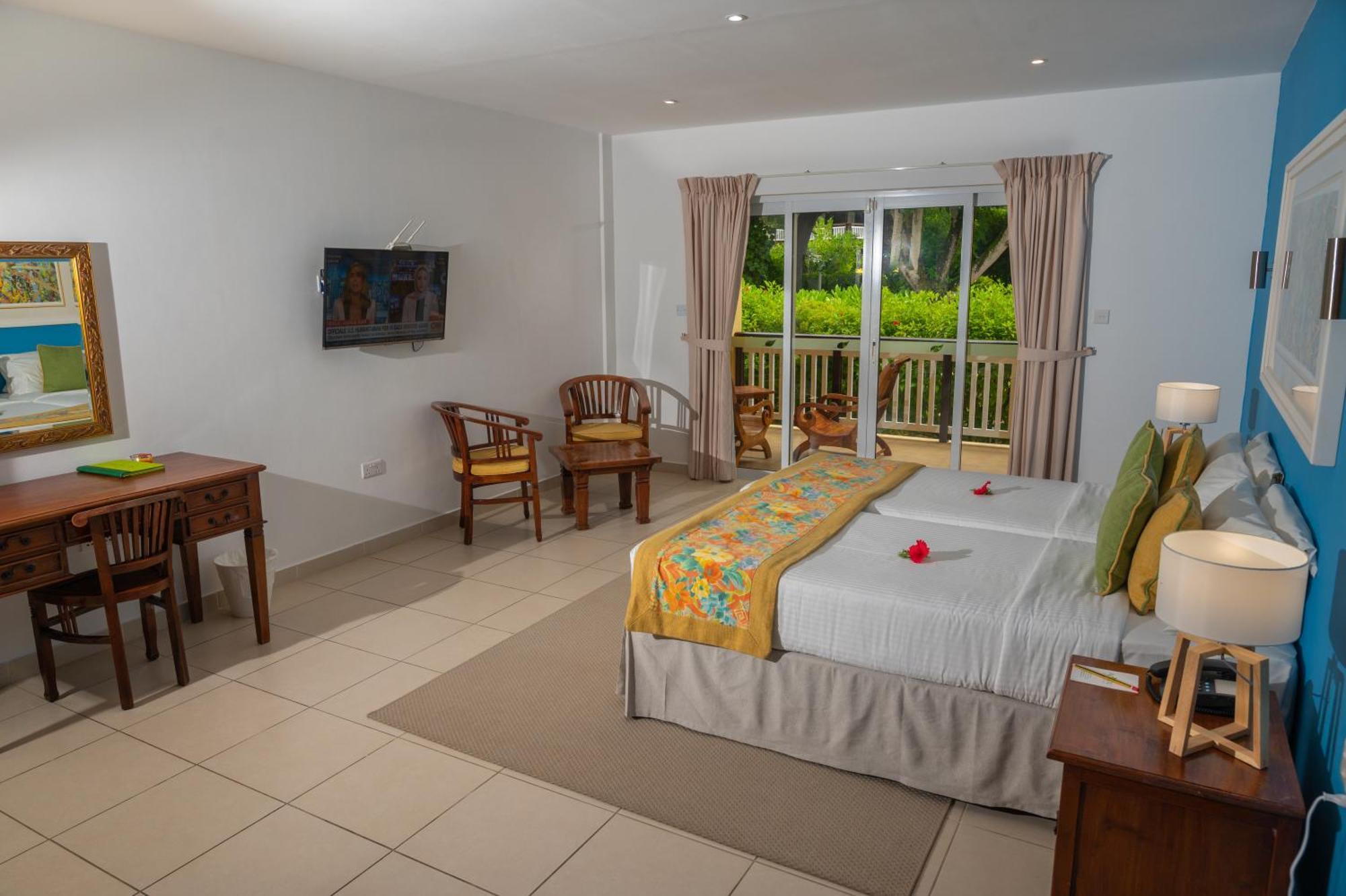 Acajou Beach Resort Anse Volbert Village Esterno foto