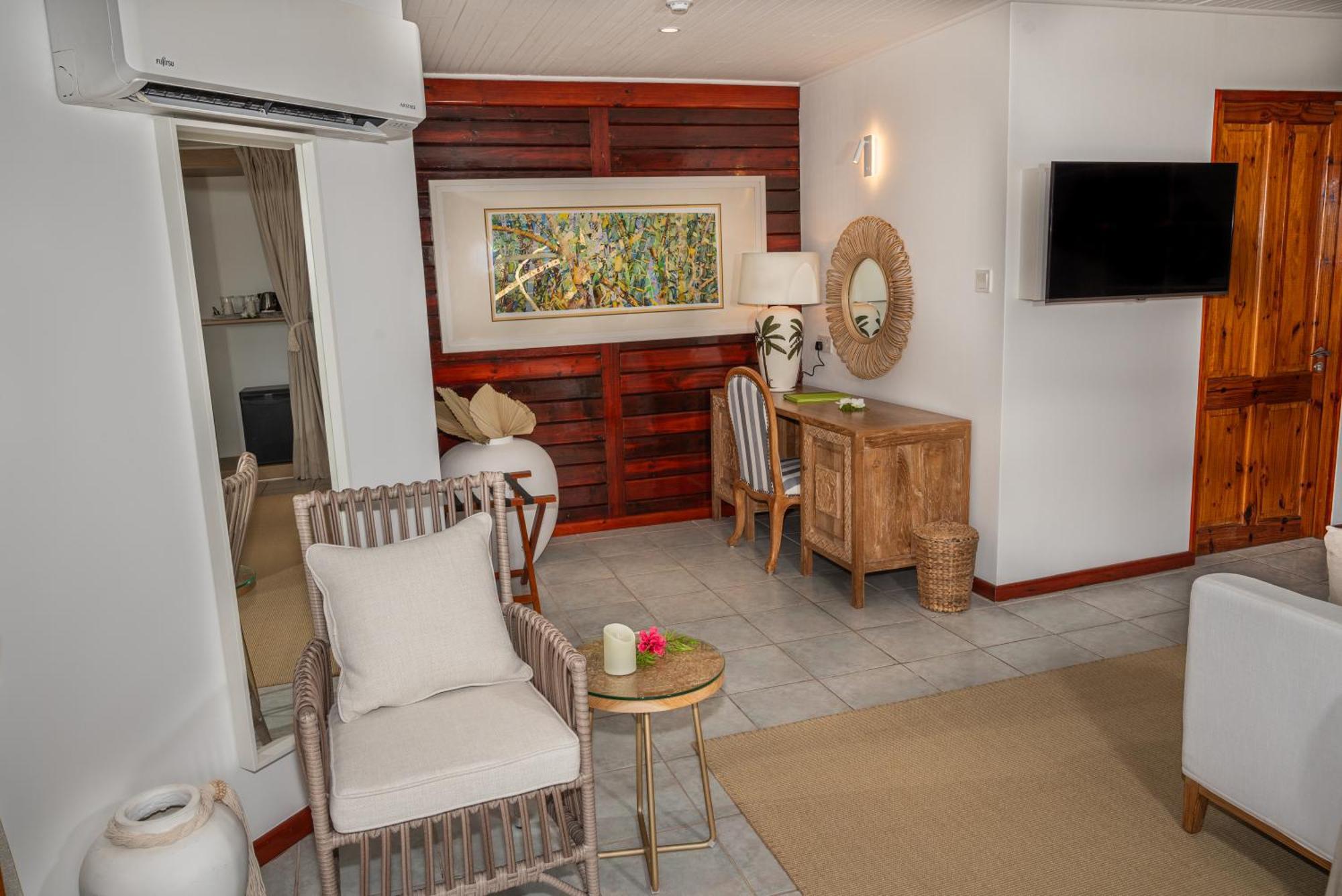 Acajou Beach Resort Anse Volbert Village Esterno foto