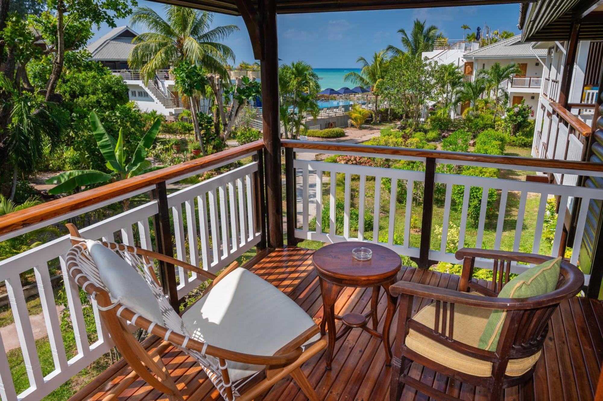 Acajou Beach Resort Anse Volbert Village Esterno foto